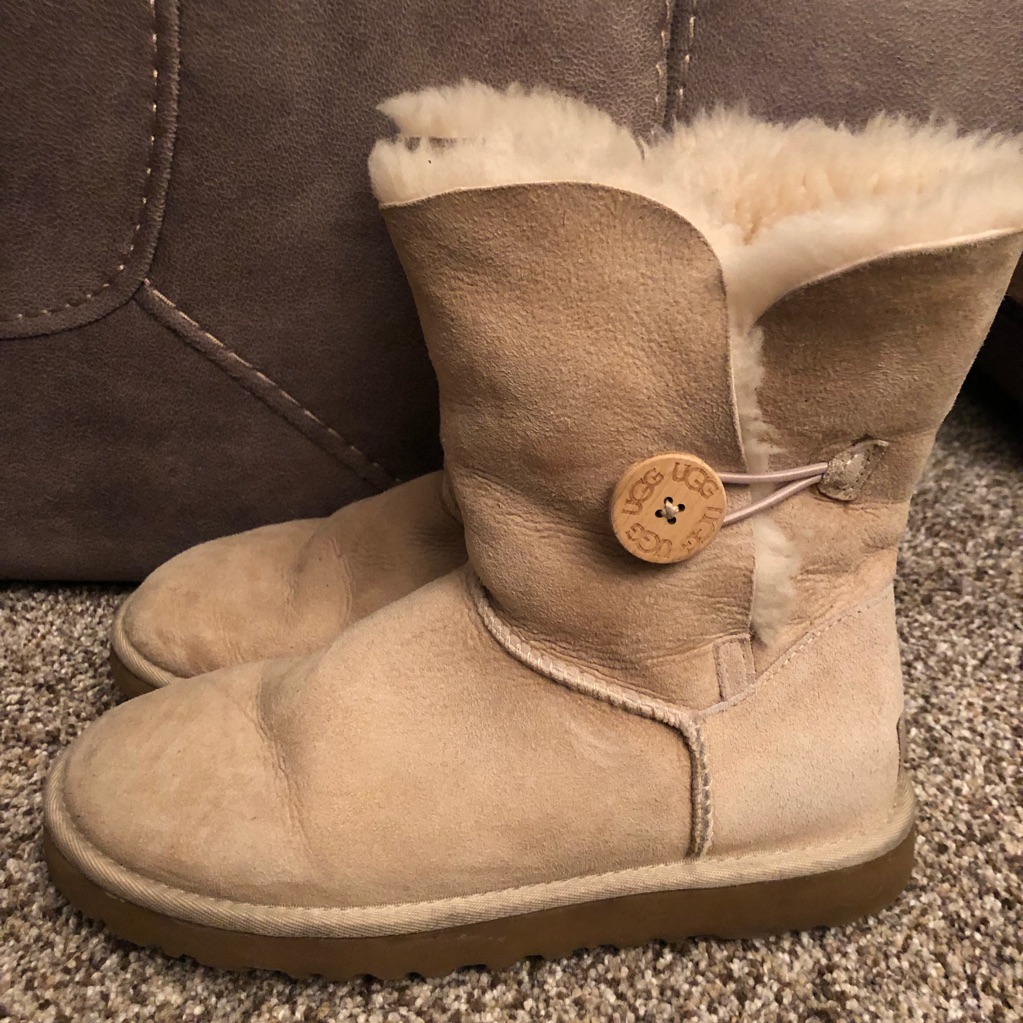 Ugg Bailey Button